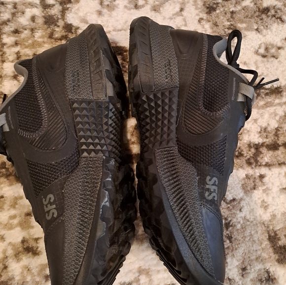 Nike React SFB Carbon Low Mens 8 Black Shoes - Picture 6 of 10